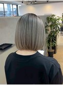 色持ち良いwhite gray balayage