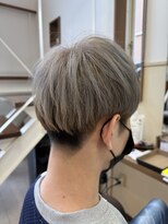 コアフィールフィス(COIFFURE fils) 新規お得クーポンあり【見附 今町】ハイトーングレーカラー