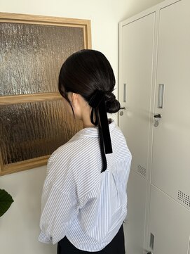 マグネ(magne) タイトシニヨン