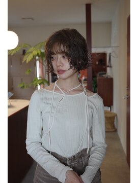 デン(den) クシュっとニュアンスパーマ