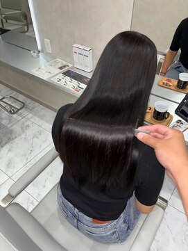 キング 心斎橋店(K!ng) 縮毛矯正髪質改善レイヤーカットトリートメント心斎橋美容室