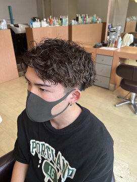 シャンプーボーイ 佐世保駅前店(SHAMPOO BOY) 【ブリーチ/パーマ/ショート/ショート】