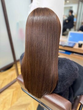 アールサロンサカエ(Rr SALON SAKAE) 20代30代40代必見 本物 髪質改善RrSALON HYDRO XEトリートメント