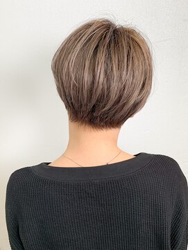 ダリー 発寒南店(Dali) ハイトーンショート バックスタイル 担当田中俊蔵