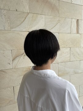 フォレスト ヒル Forest Hill by Genitore 首元スッキリショート