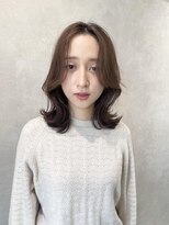 ミューバイケンジ(miu by KENJE) miu&清水大誠　韓国風くびれヘア　グレーベージュ