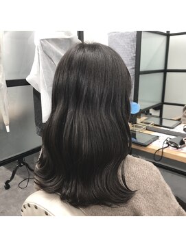 ナンバー アリア 三軒茶屋(N° aria) ナチュラル◎暗髪ミディ