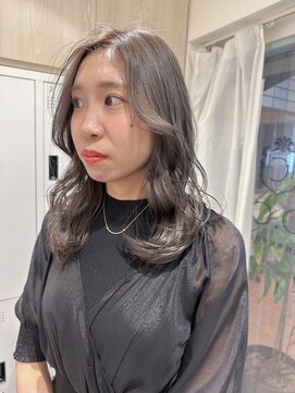 ナビバイケンジ(NaVI by KENJE) ブリーチあり透明感グレージュ