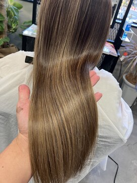 ヘアーラボ 樟葉(Hair Labo) ベージュ