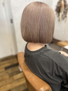 ポッシュヘアー(POSH hair) ベージュボブ[ハイトーンボブ/ボブ/大人ボブ/盛岡ボブ/ショート]