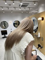 スタン 渋谷(Stam)&nbsp;ベージュカラータッセルボブ切りっぱなしボブ長めボブレイヤー