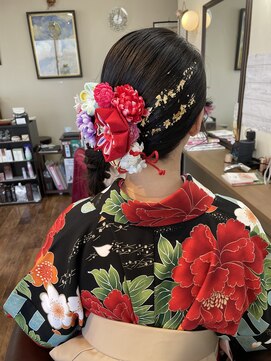 サロンドミナ(SALON DE MINA) 卒業式サイド編み下ろしヘアー