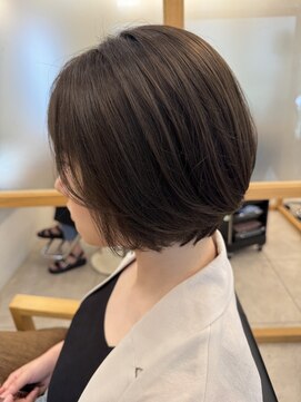  リュクスバトーバイトリコ 船橋南口店(Luxe BATEAU by tricot) Matching short bob