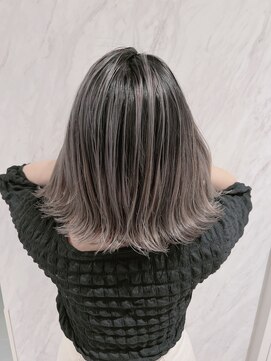 リー 枚方(Lee) 店長今里☆外ハネバレイヤージュ☆