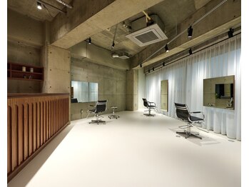 マイン(MAEN)の写真/そっと寄り添いながら、髪も気持ちも整う時間を。