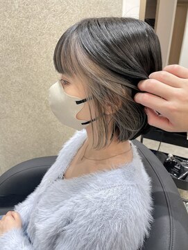 ショア 南行徳(SHORE) ミルクティーブロンド/ワンホンレイヤー/ダークブルー[南行徳]