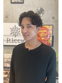リッカ(Ricca)の写真/フェザーの軽やかな動き！メンズパーマなんでもお任せでツイストもスパイラルもセットが楽に♪