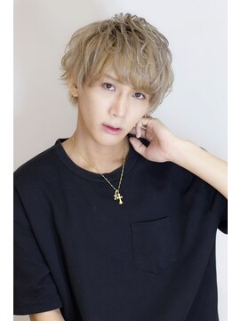 ヘアスペース リズム グリーン(Hair space Rizm green) ハイトーンショートマッシュ