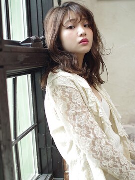 ウクラ バイ レシッド 池袋(uchla by rcid) くびれミディのナチュラルウェーブ