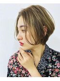 外国人風大人セクシーショートボブ
