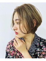 フラミューム 小田原(flammeum) 外国人風大人セクシーショートボブ