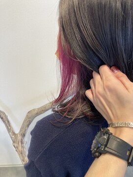 オーシー 四ツ井店(O'sea) インナーカラーピンク