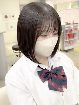 ユーフォリア 新宿店(Euphoria) 内巻きボブ　顔周りカット