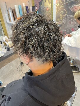 スパークスヘア(Sparks hair) ツイスパに愛された男が作るツイスパ×メッシュのコラボ!!