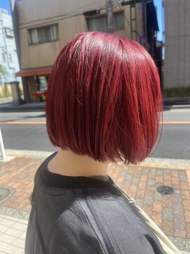 サムソンアンドデリラ 調布店 赤髪 刈り上げボブ