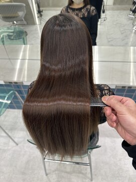 ロンドルーチェ 心斎橋(Lond luce) ダークアッシュ/ミディアムレイヤーカット［髪質改善/縮毛矯正］