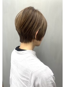 トップヘアー 中庄店(TOP HAIR fuapua) ミセスショートボブ×ハイライト