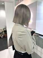 アール 横浜(R)&nbsp;【MAKI】シルバーカラー/ボブ/ラインボブ/似合わせ