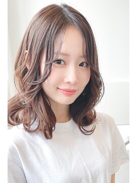 ジンジャー(Ginger) 顔まわりレイヤースタイル