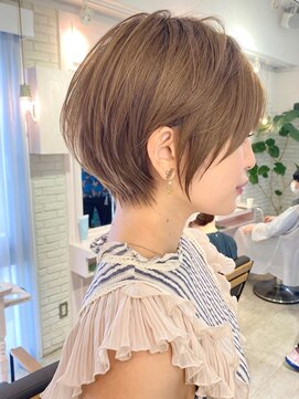 ロンドブルーム 天神大名店(Lond Bloom) お店可愛いショートボブハイライトレイヤーボブ