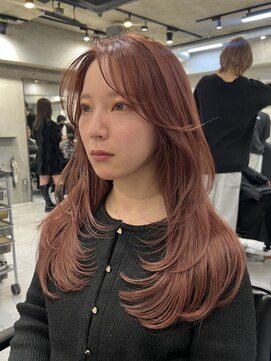 サイン 表参道(SIGN) レイヤーカットインナーカラーイヤリングカラー色落ち綺麗表参道