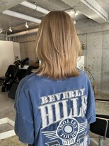 ロニ 真菅店(LONI)&nbsp;ベージュカラー/クラゲヘアー/スモーキーベージュ/小顔/レイヤー