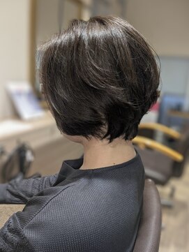 ヘアーズファイン(hair's fine) 50代大人女性◎小顔ショートレイヤーボブ×若見え美人ヘア