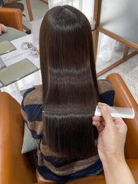 ジーナ 西新(Zina) 髪質改善トリートメントで艶髪！