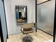 リタ ハマセン(LiTA. hamasen)の雰囲気(半個室のリラックスできる空間です)