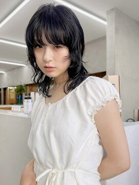 テトヘアー(teto hair) レイヤーカット　ウルフパーマ　透け感カラー　オリーブカラー