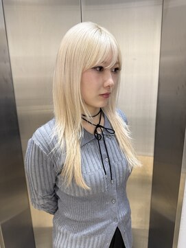 ソル オモテサンドウ 表参道 青山(SOL . OMOTESANDO) ブリーチ２回～ホワイトブロンド＋レイヤーカットstylist聖斗
