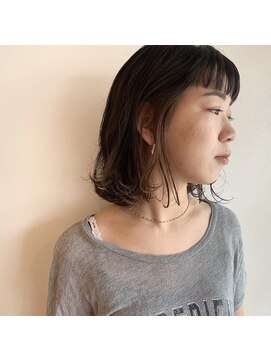 ツイギー 宮西店(TWiGGY) インナーカラーで顔周りに動きを♪