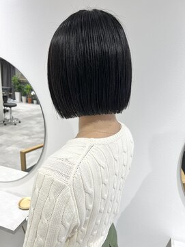 ラミエバイメルト 下北沢(lamie by melt) 切りっぱなしボブ 地毛風カラー 暗髪 【村上慶登】