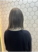 切りっぱなしボブベージュハイライト