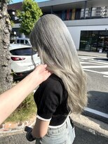 チャプター 問屋町(chapter)&nbsp;ホワイトグレージュレイヤーカットケアブリーチダブルカラー韓国