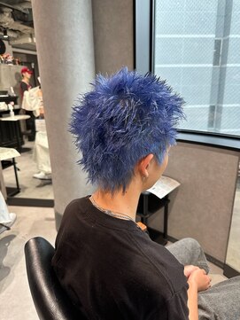 ネクストゼロ(NEXT zerO) スパイキーショート ブリーチオンカラー ブルーカラー