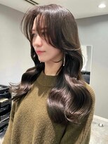 ニトバイアンキシム(nit by ahnkism)&nbsp;韓国風レイヤーカット顔まわりくびれオルチャン堀江