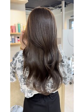 カラ フクオカ(Cara FUKUOKA) 【ミルクティーベージュ&レイヤーカット】《福岡透明感カラー》