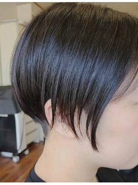 パブリックヘアー ツーブロックショート