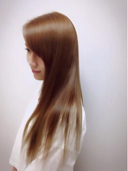 ヘアーオアシス(Hair OASIS)の写真/髪のダメージレベルに合わせて、最適なトリートメントをご提案！髪の状態に合わせたケアで艶感UP◎